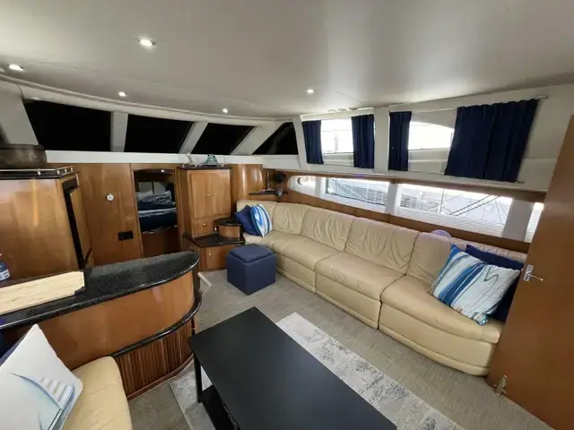 Carver 444 Cockpit Motor Yacht