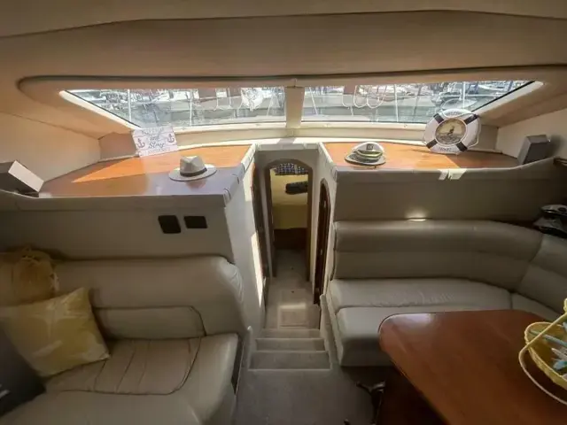 Cruisers Yachts 455 Express