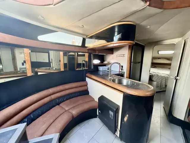 Bayliner 4285 Avanti