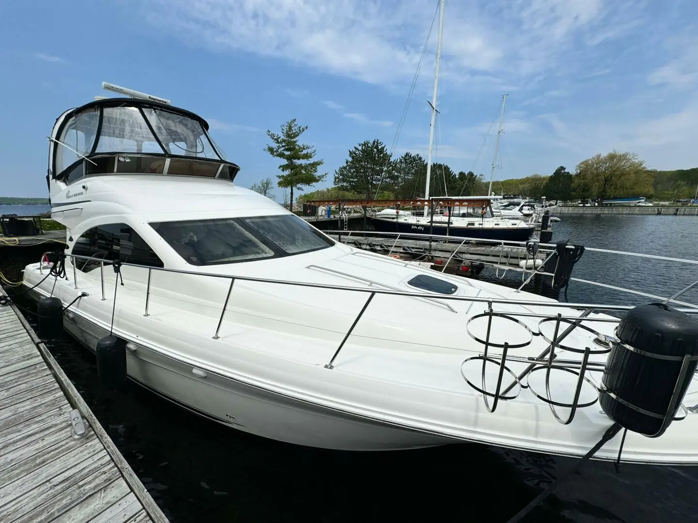 2005 Sea Ray 420 sedan bridge