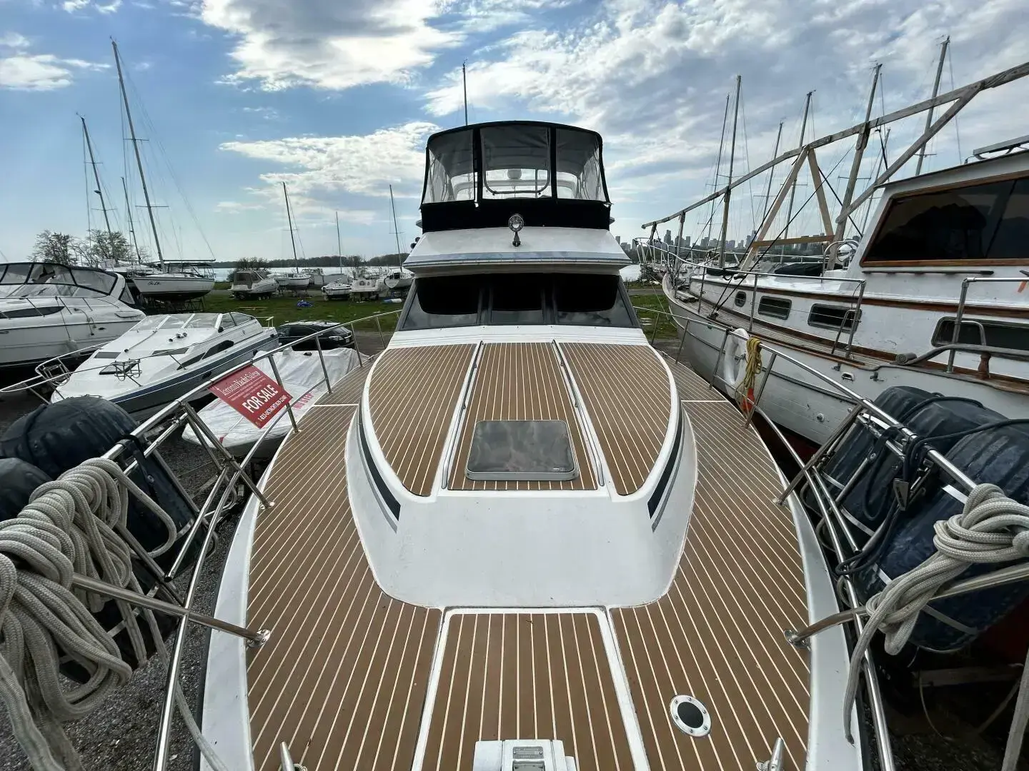 1987 Sea Ray 410 aft cabin