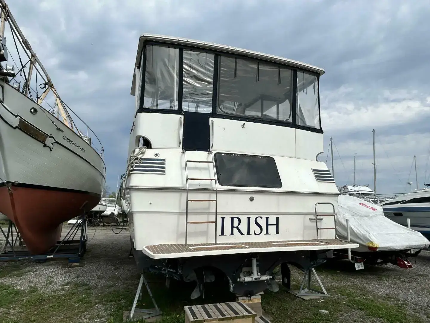 1987 Sea Ray 410 aft cabin