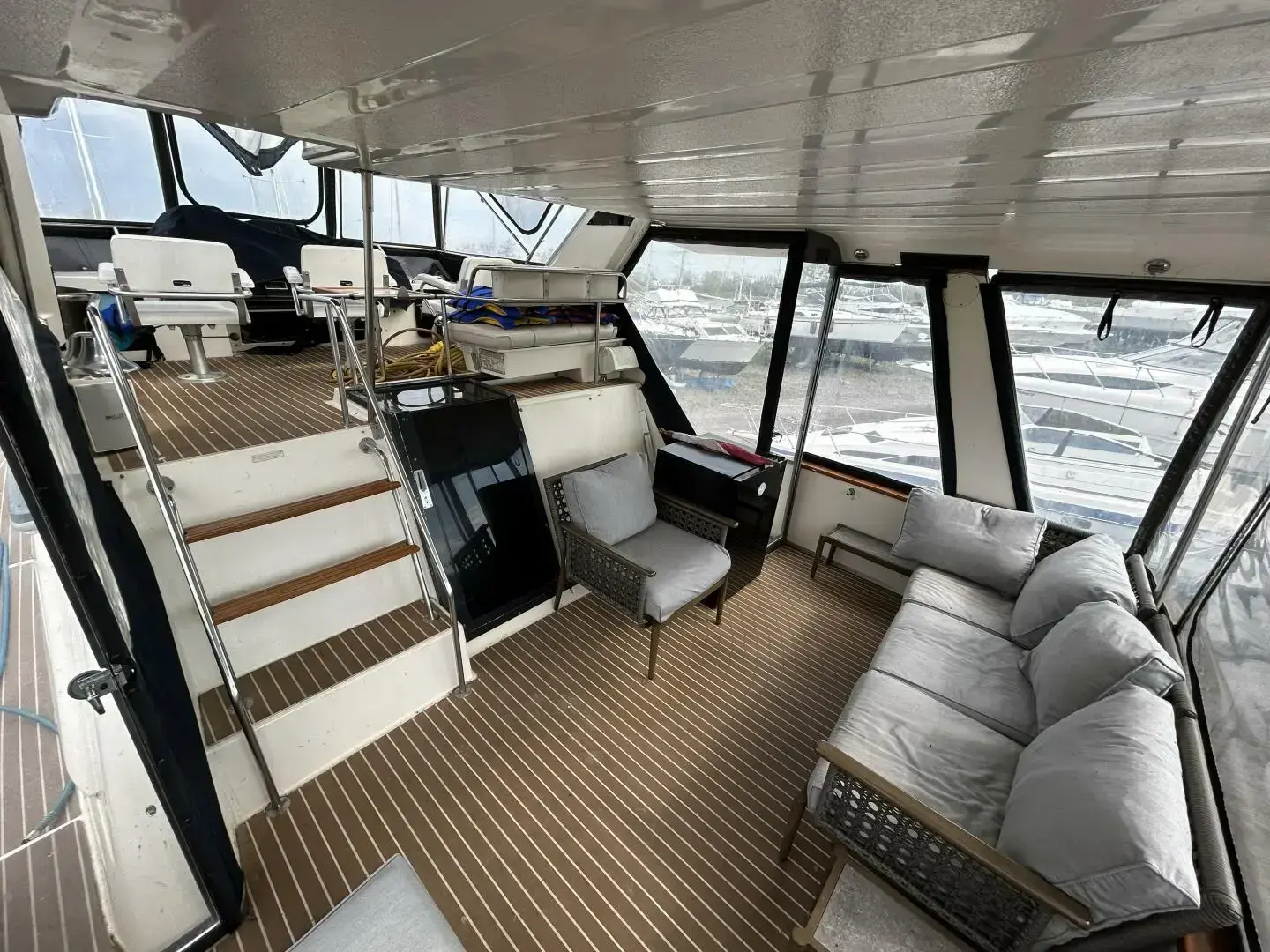 1987 Sea Ray 410 aft cabin