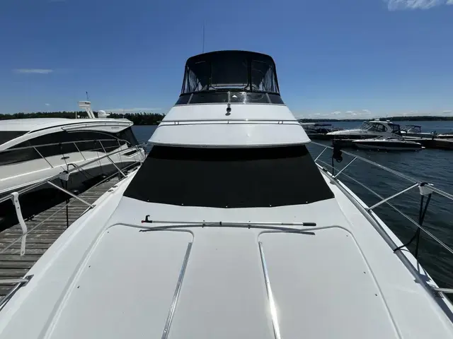 Carver 444 Cockpit Motor Yacht