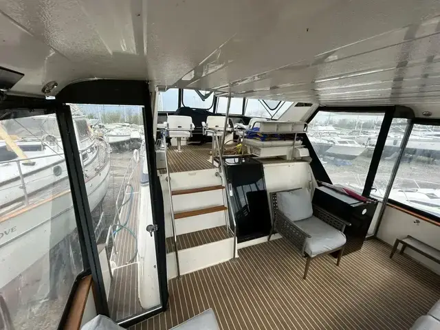 Sea Ray 410 Aft Cabin