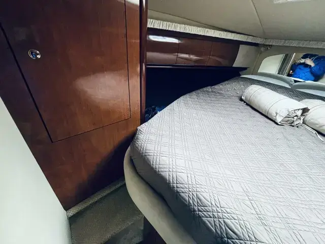 Sea Ray Sundancer 420