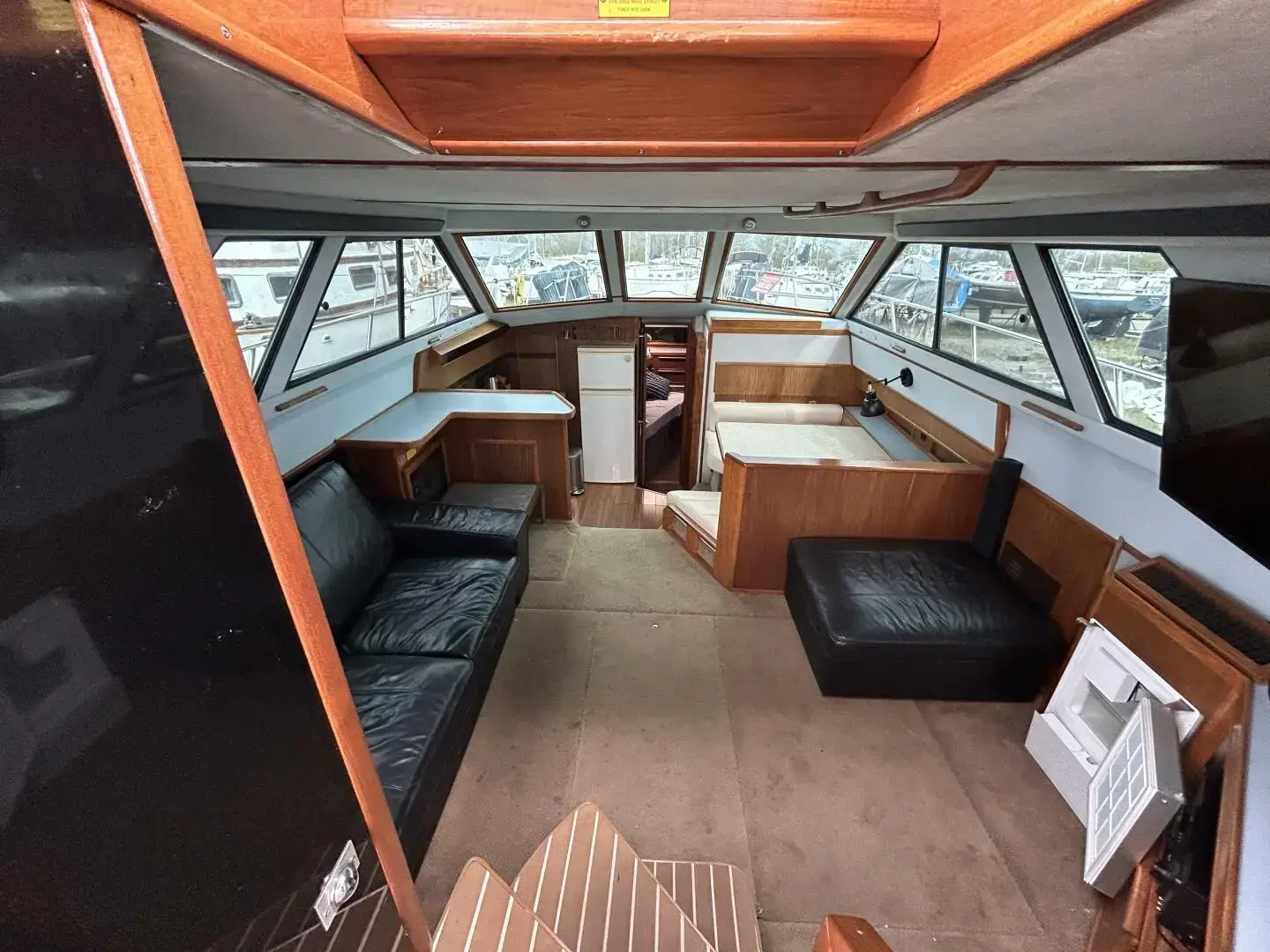 1987 Sea Ray 410 aft cabin