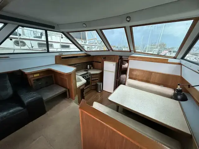 Sea Ray 410 Aft Cabin