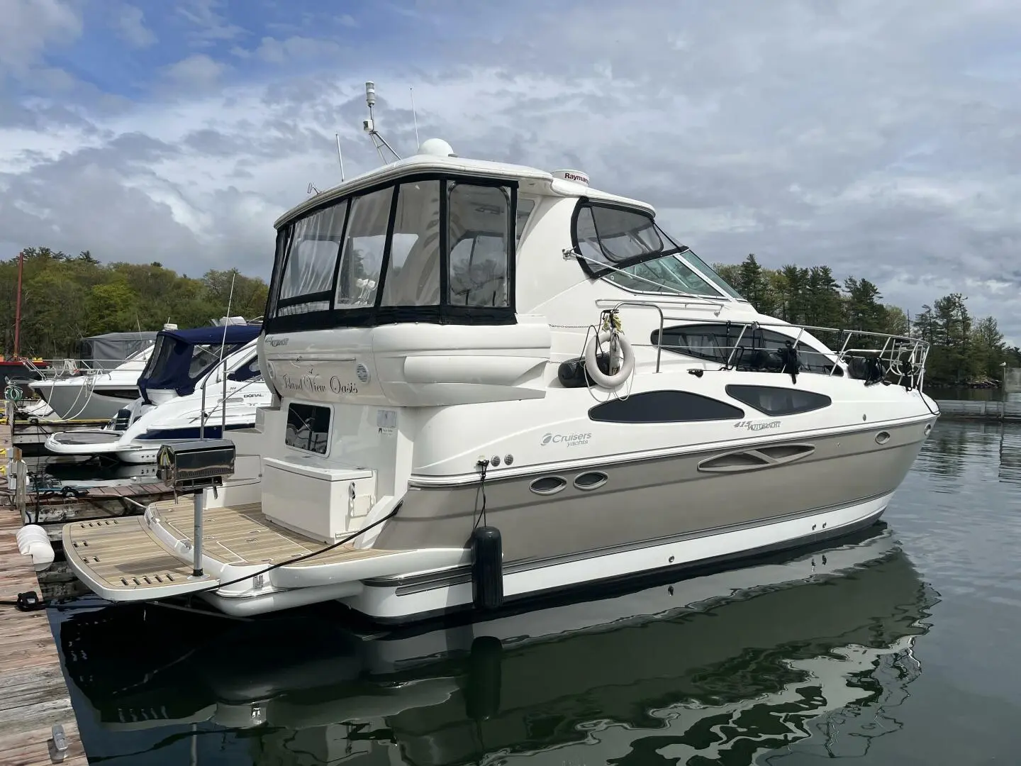 2006 Cruisers 415 express