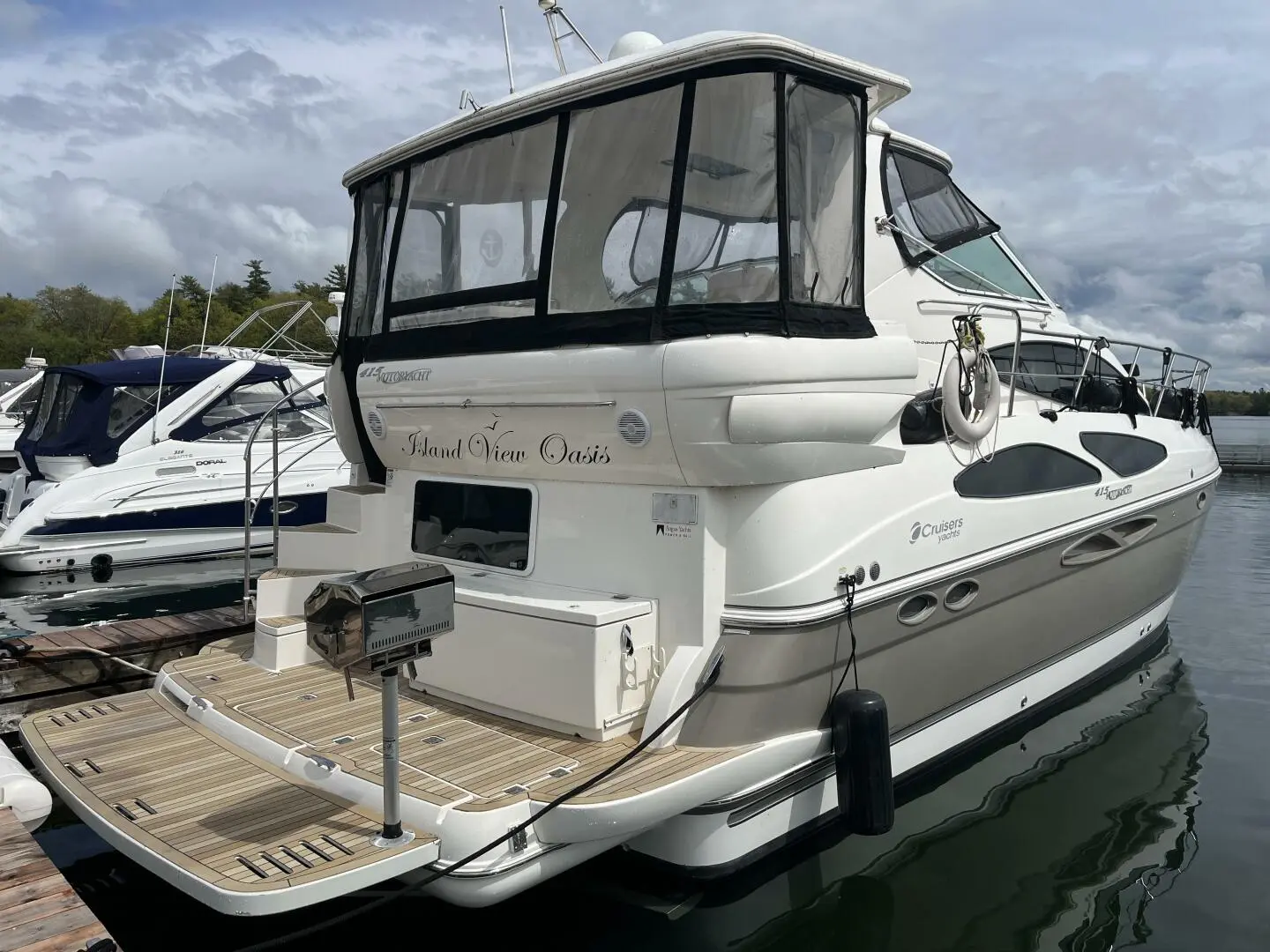 2006 Cruisers 415 express