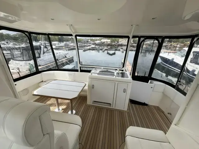 Cruisers Yachts 415 Express