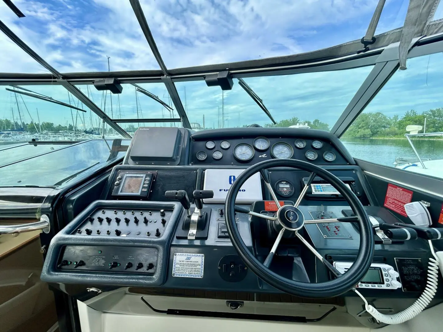 1994 Sea Ray 400 express cruiser