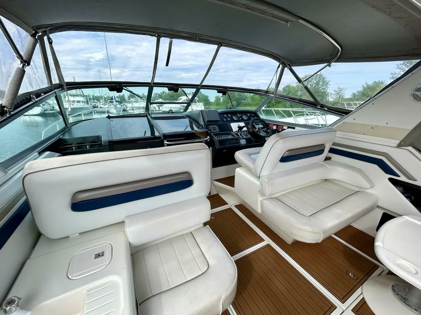 1994 Sea Ray 400 express cruiser