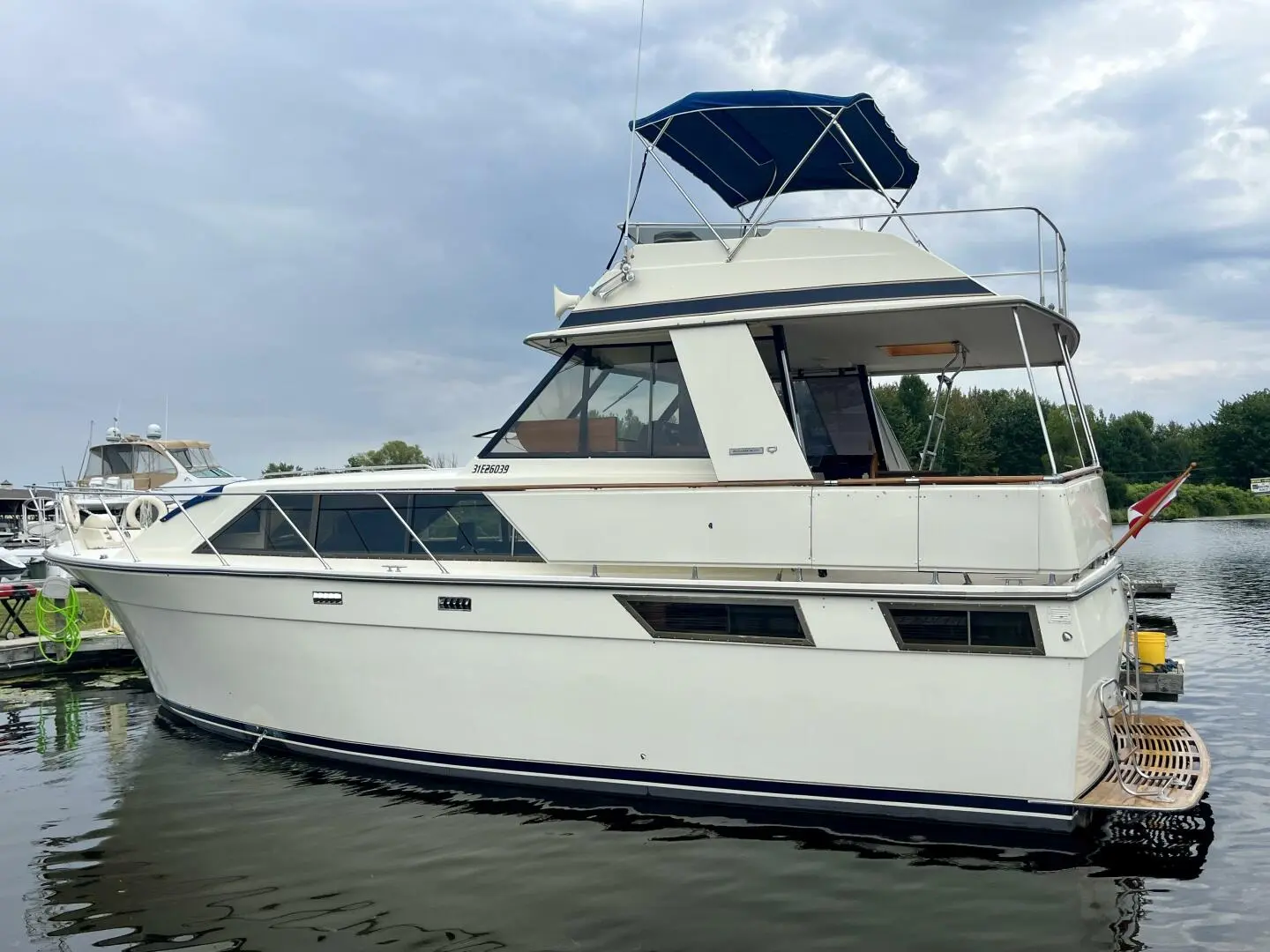 1979 Pacemaker 40 fb motor yacht