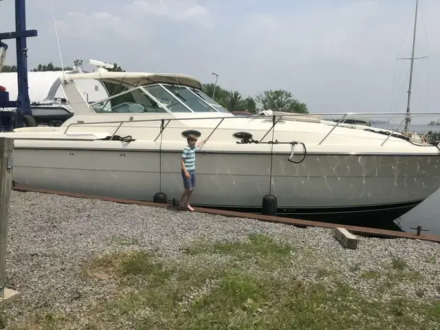 Tiara Yachts 4000 Express