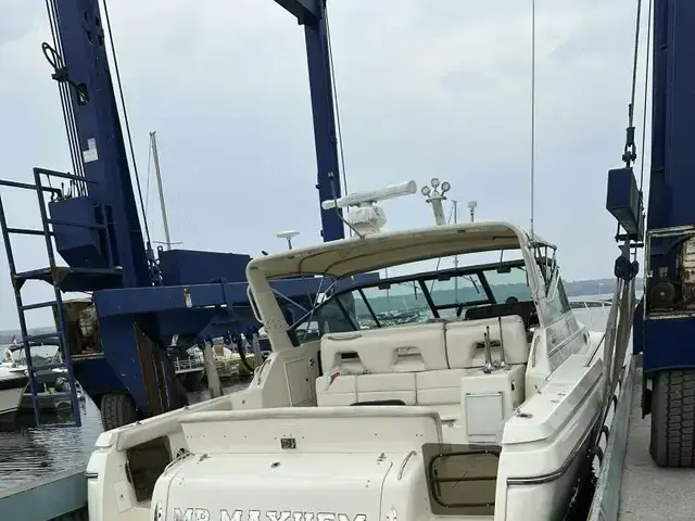 Tiara Yachts 4000 Express