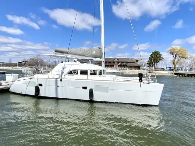 Lagoon 380