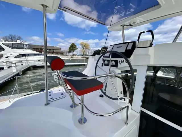 Lagoon 380