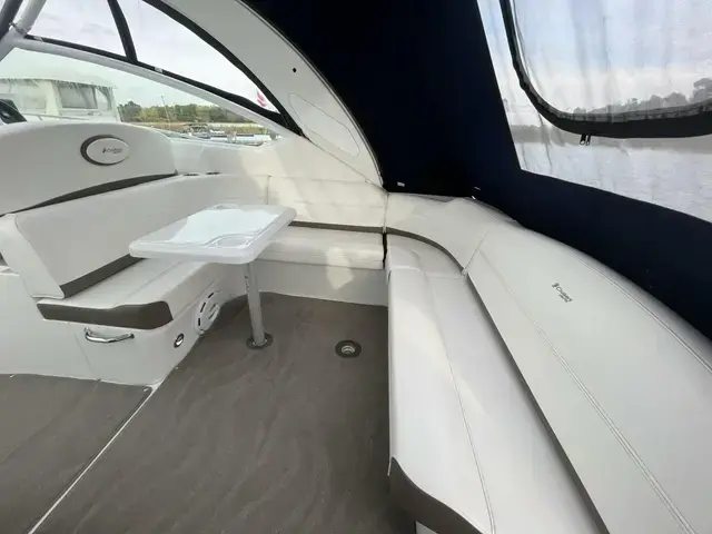 Cruisers Yachts 380 Express