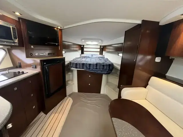 Cruisers Yachts 380 Express