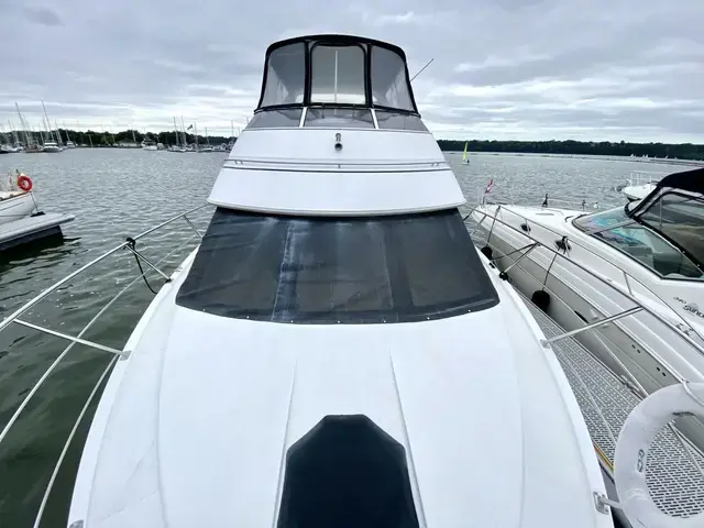 Carver 346 Motor Yacht