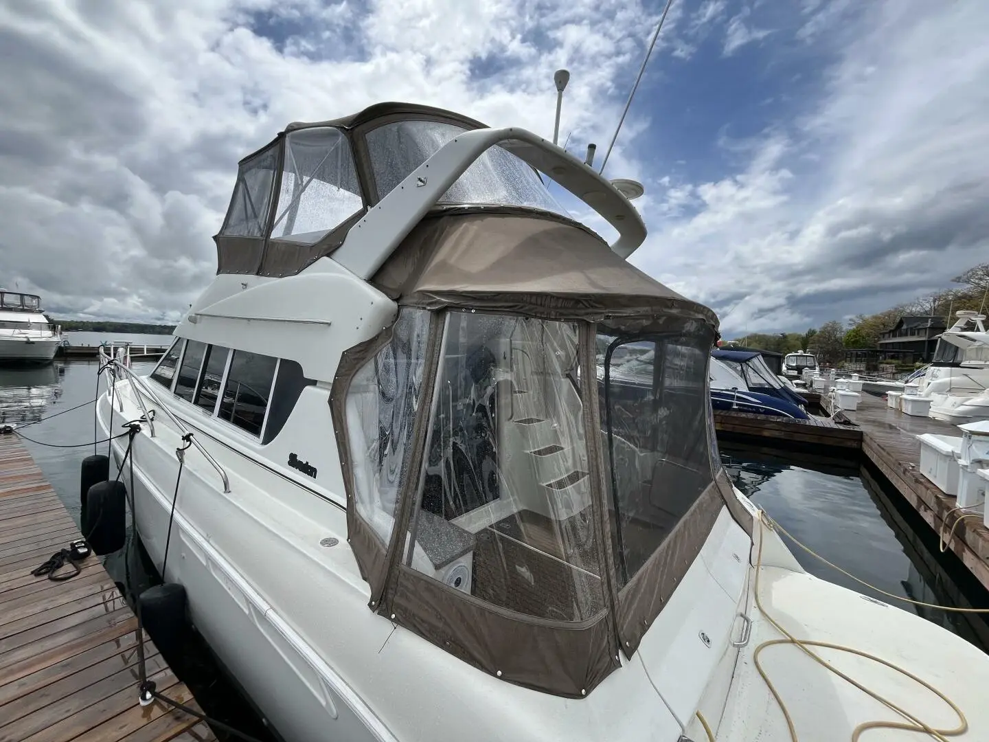 1995 Silverton 362 sedan cruiser