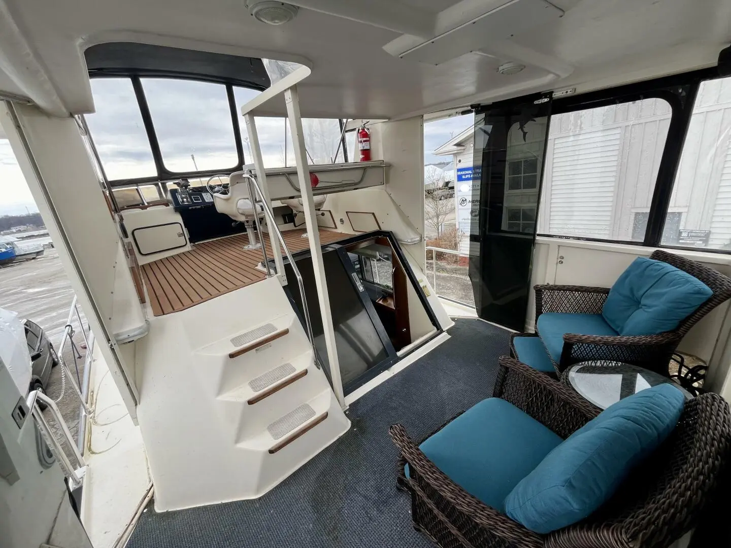 1987 Sea Ray 360 aft cabin motor yacht