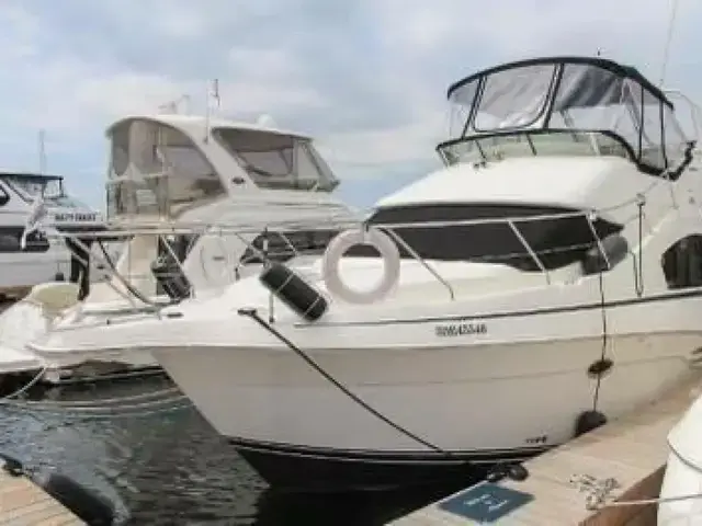 Silverton 35 Motor Yacht