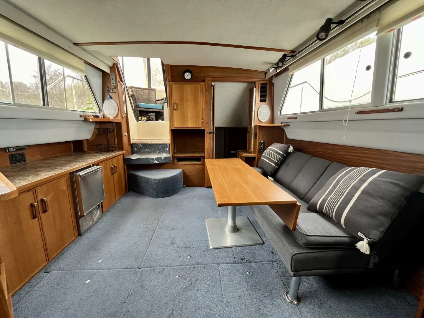 1987 Sea Ray 360 aft cabin motor yacht