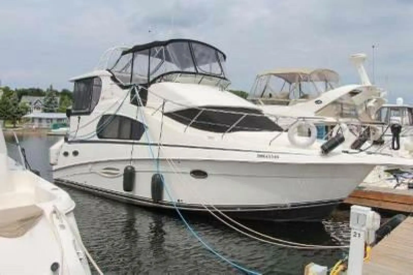 2004 Silverton 35 motor yacht