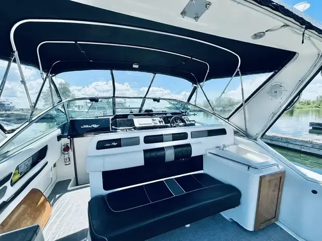 Sea Ray Sundancer 330