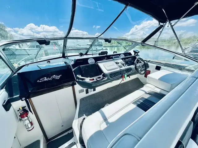 Sea Ray Sundancer 330