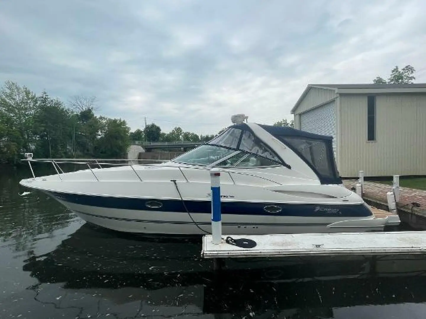 2006 Cruisers 340 express