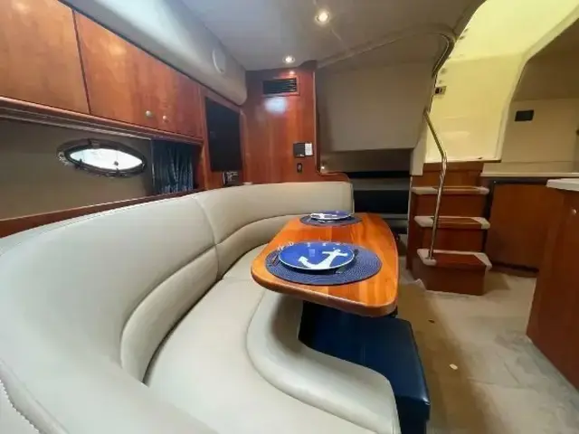 Cruisers Yachts 340 Express