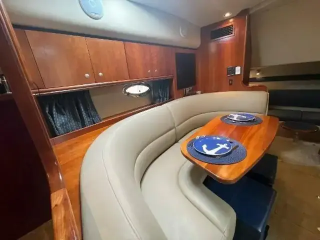 Cruisers Yachts 340 Express