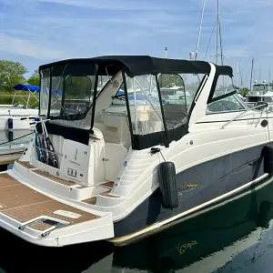 2005 Rinker Fiesta Vee 342