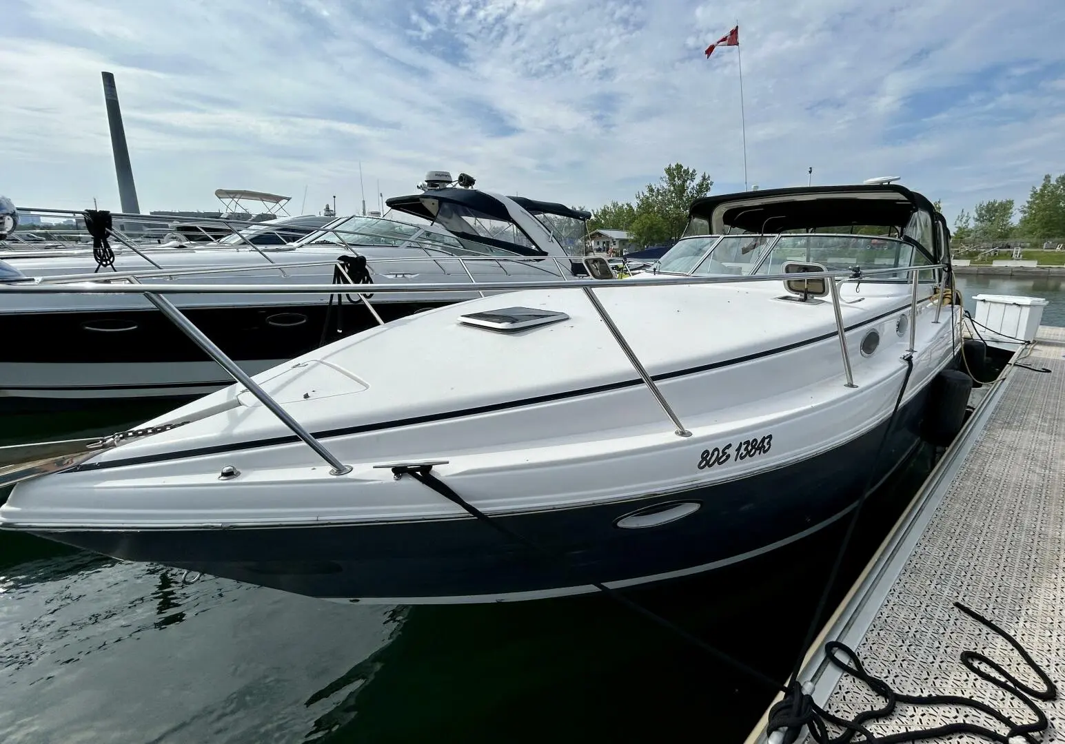 2005 Rinker fiesta vee 342