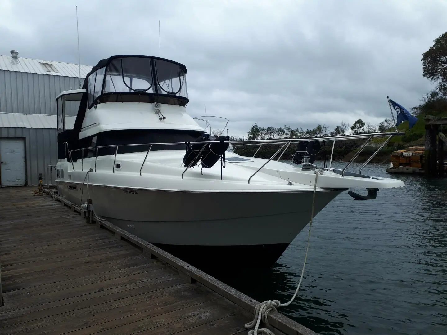 1993 Silverton 34 motor yacht