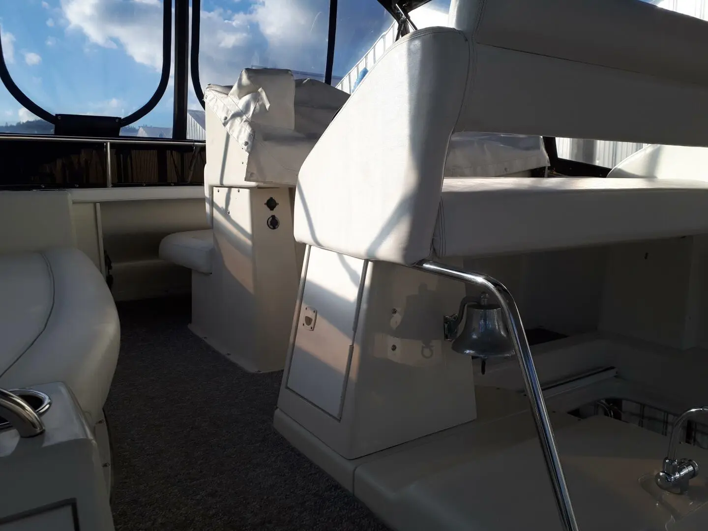 1993 Silverton 34 motor yacht