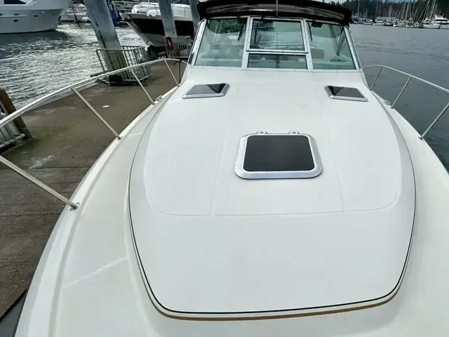 Tiara Yachts 3300 Open