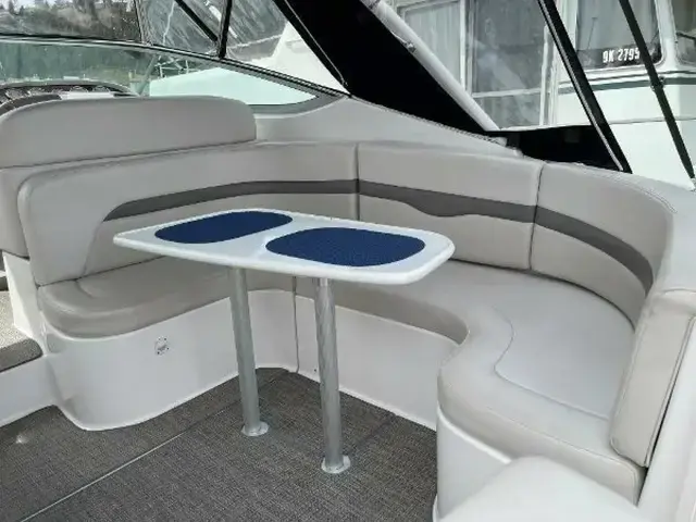 Chaparral 330 Signature