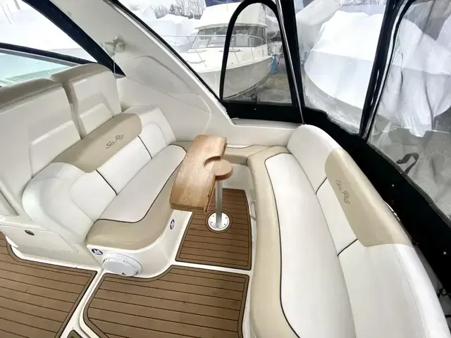 Sea Ray Sundancer 330