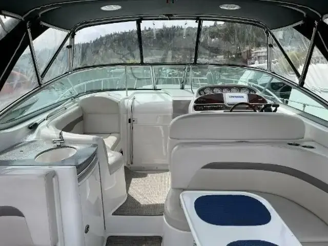 Chaparral 330 Signature