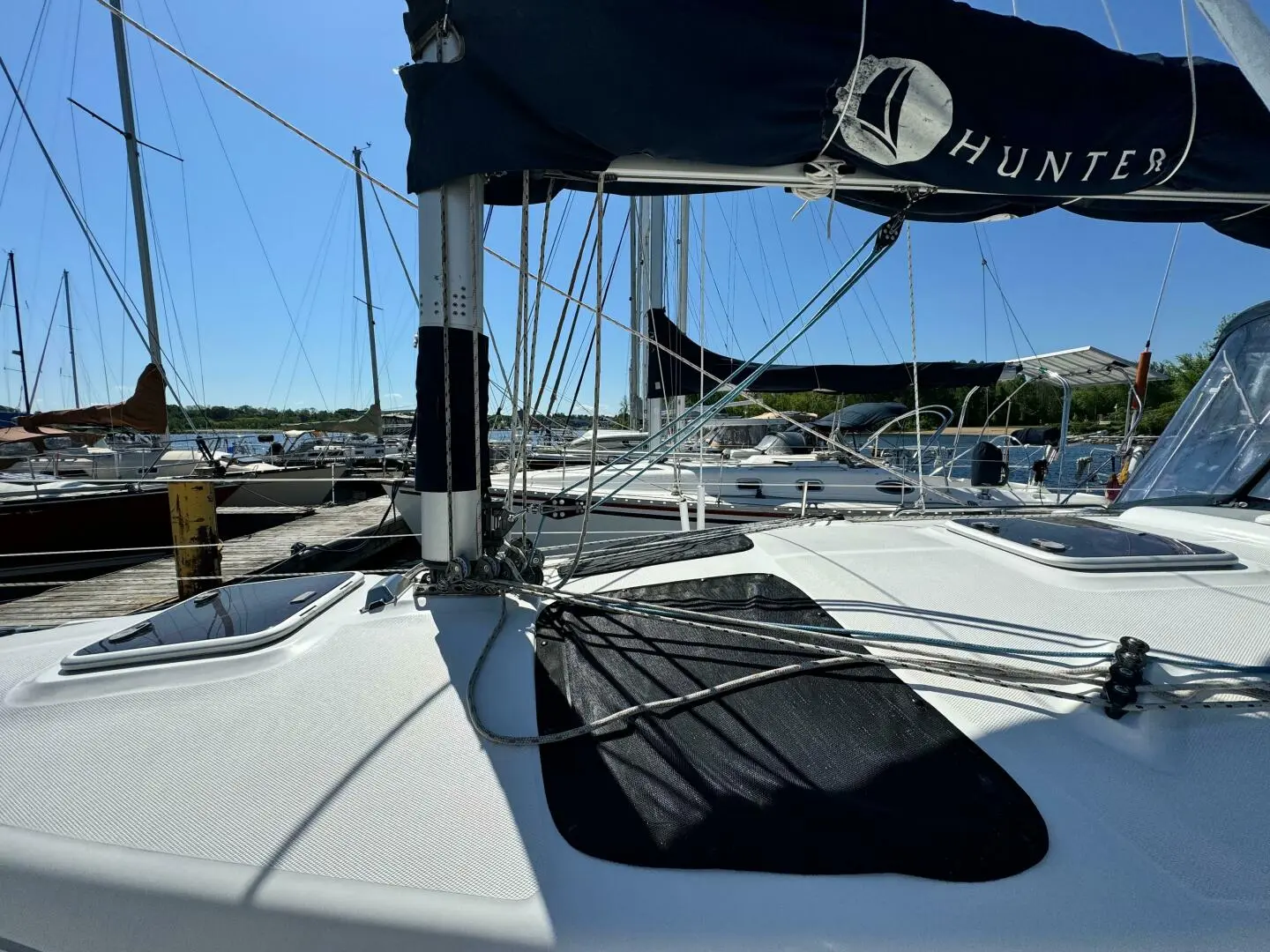 2004 Hunter hunter 33