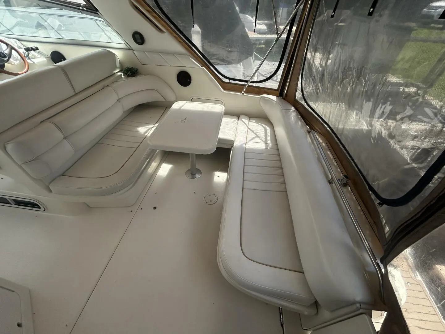 1996 Sea Ray sundancer 330