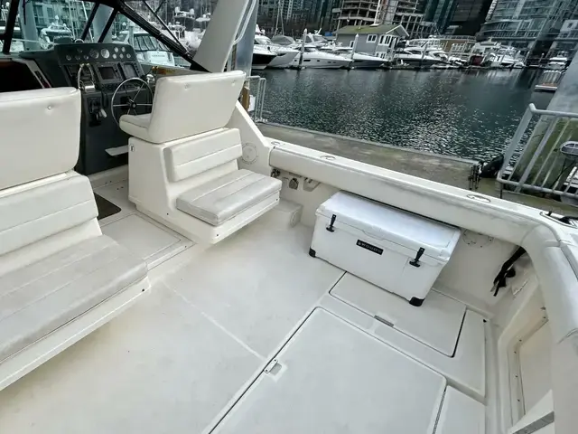 Tiara Yachts 3300 Open