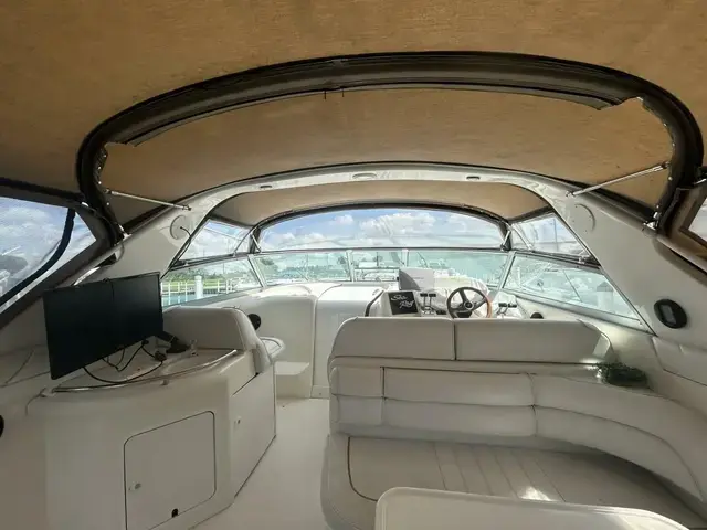 Sea Ray 330 Sundancer