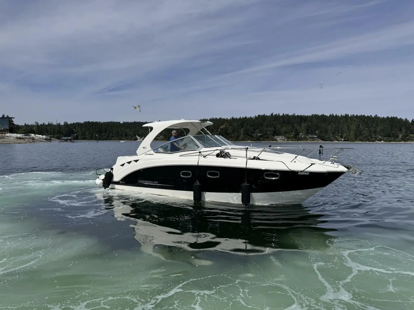 2015 Chaparral 330 signature