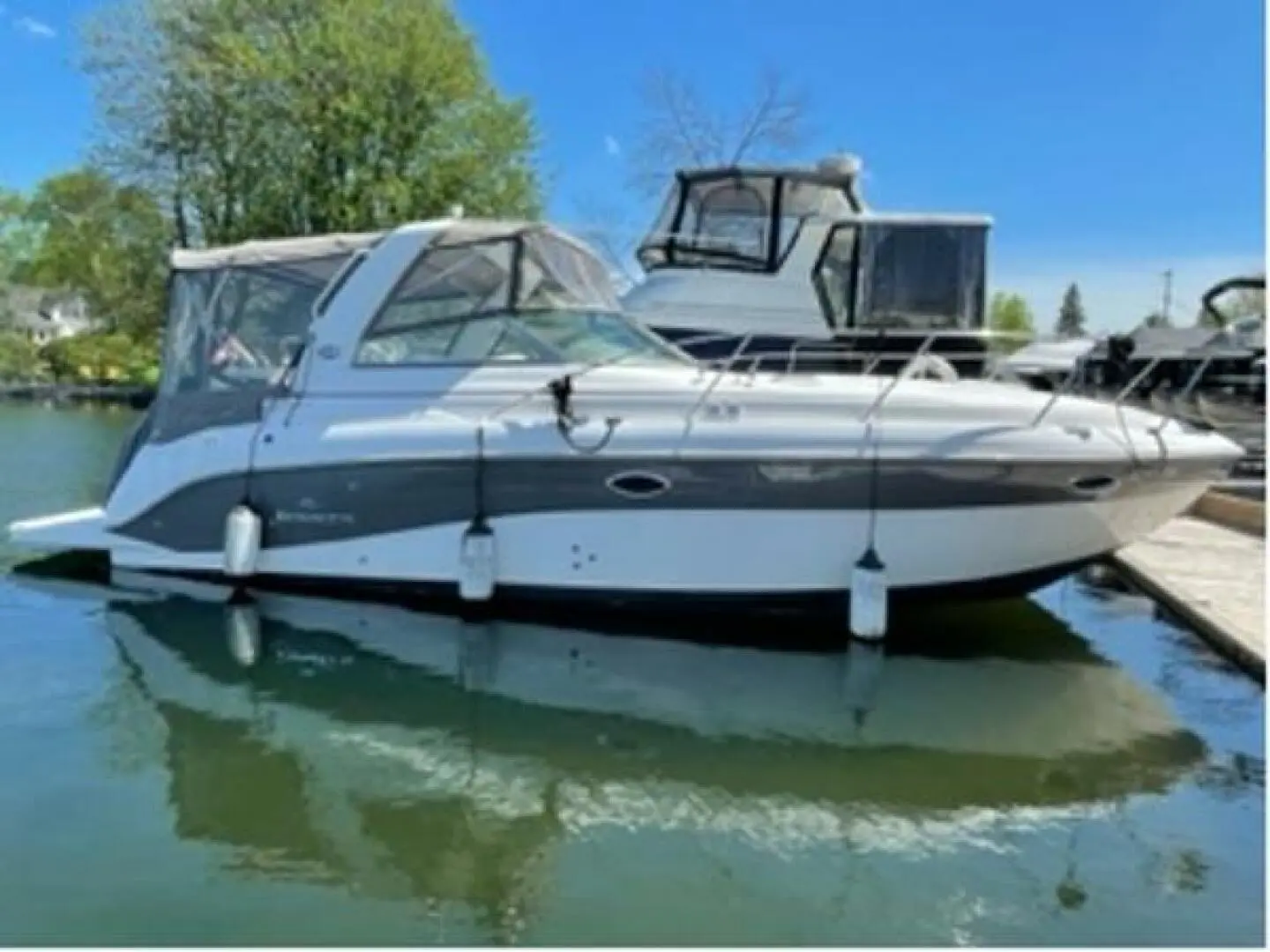 2007 Rinker fiesta vee 320