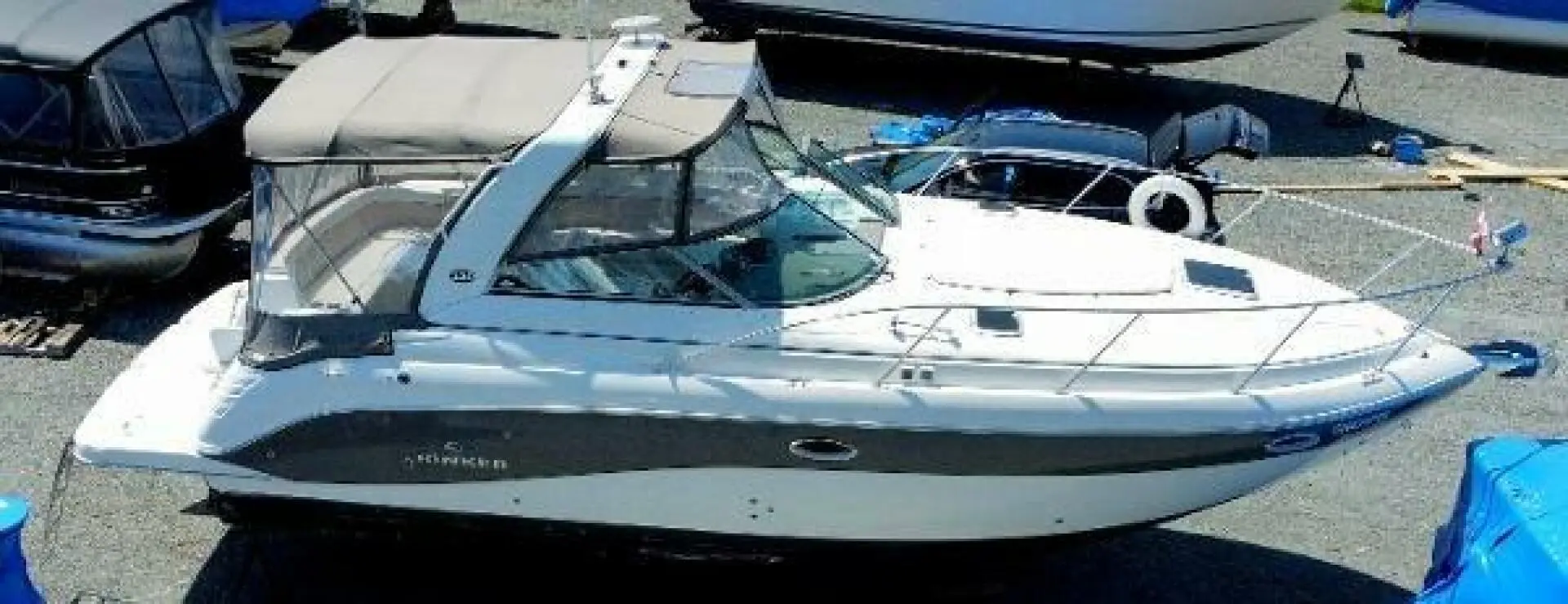 2007 Rinker fiesta vee 320